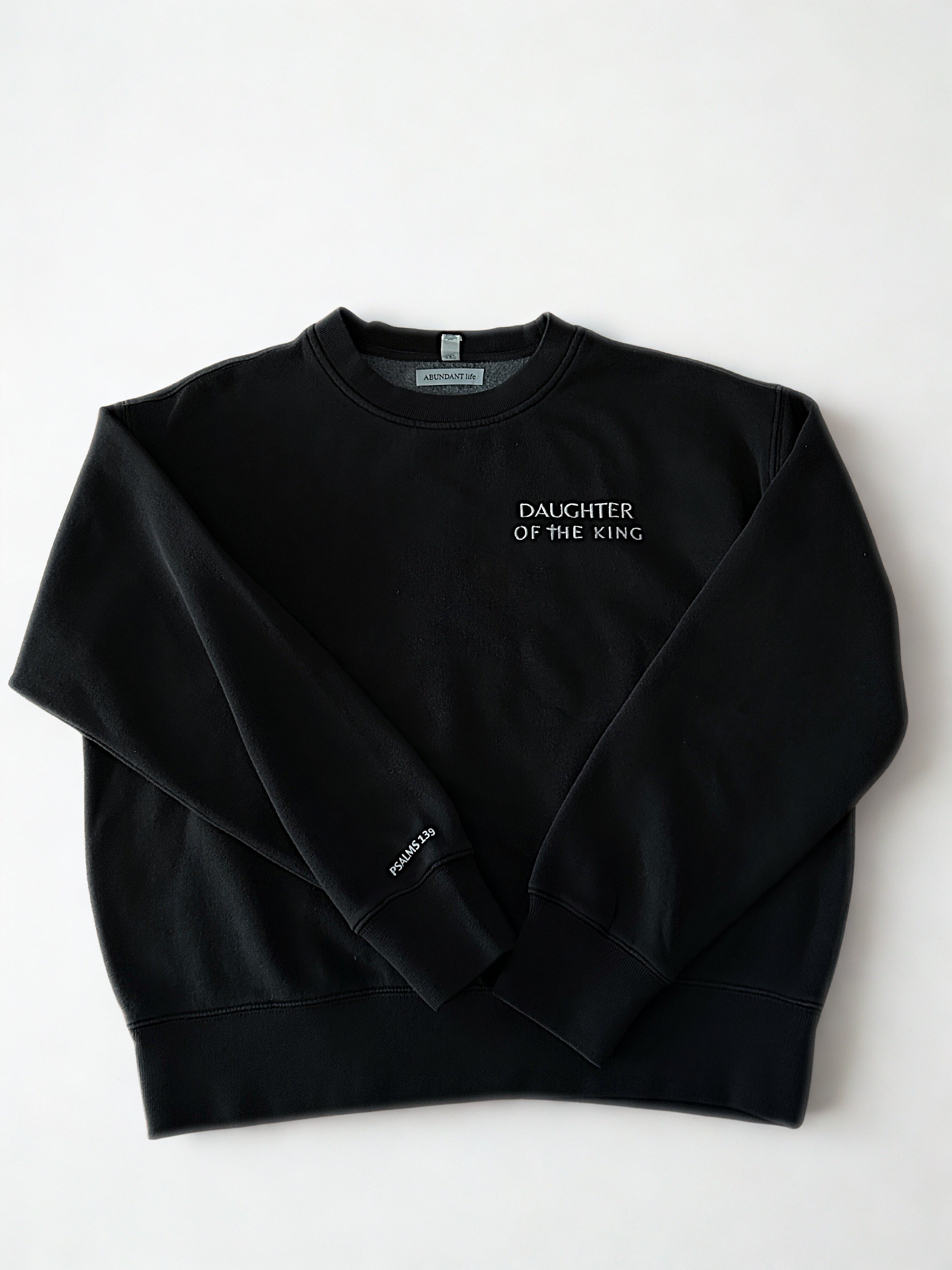 Daughter of the King Women's Crewneck